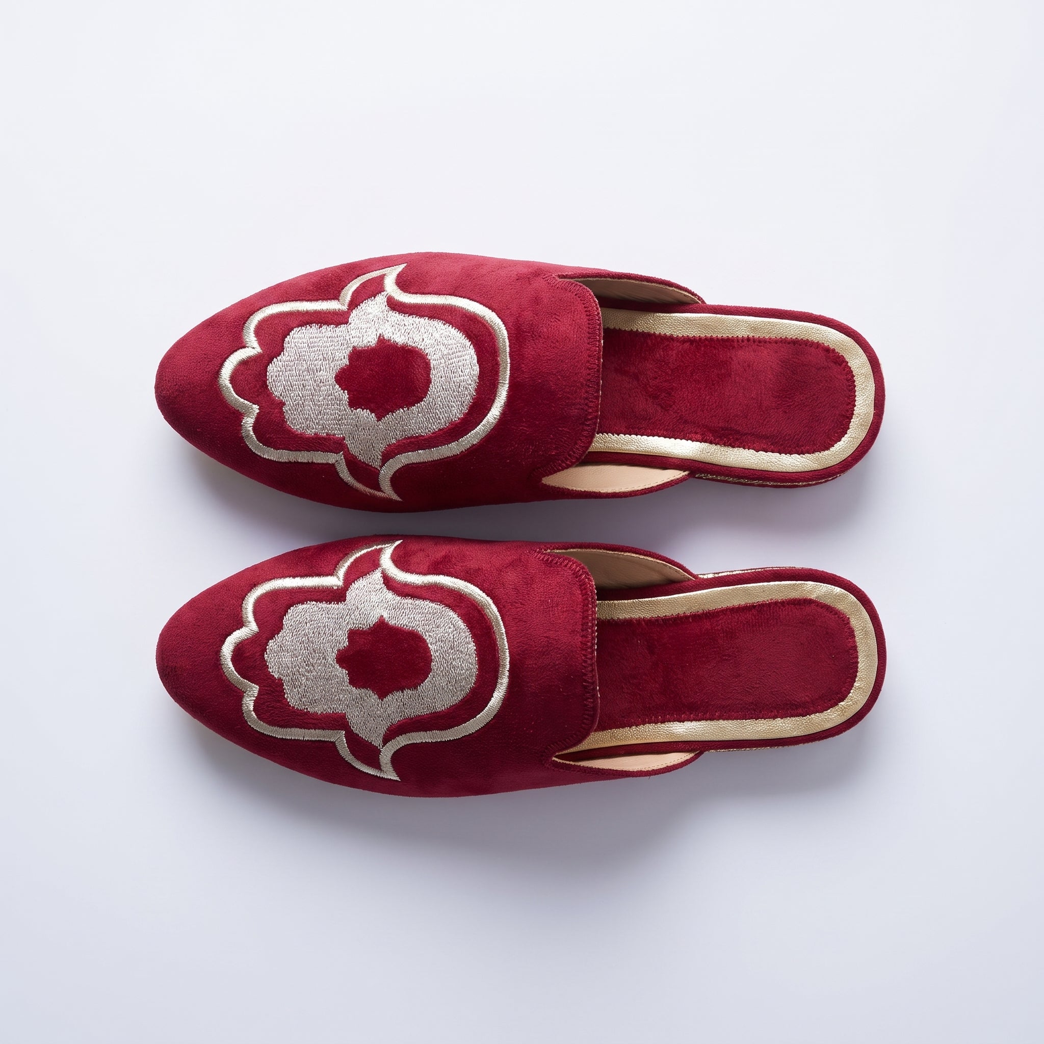 Babouche Main de Fatma Bordeaux Brodée