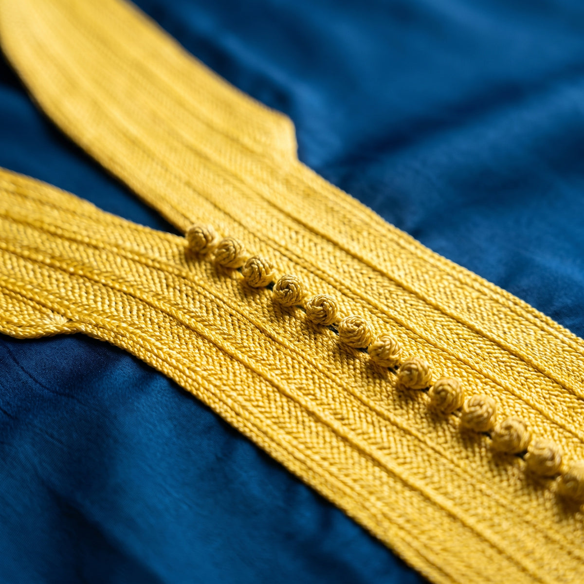 Caftan bleu roi sfifa jaune
