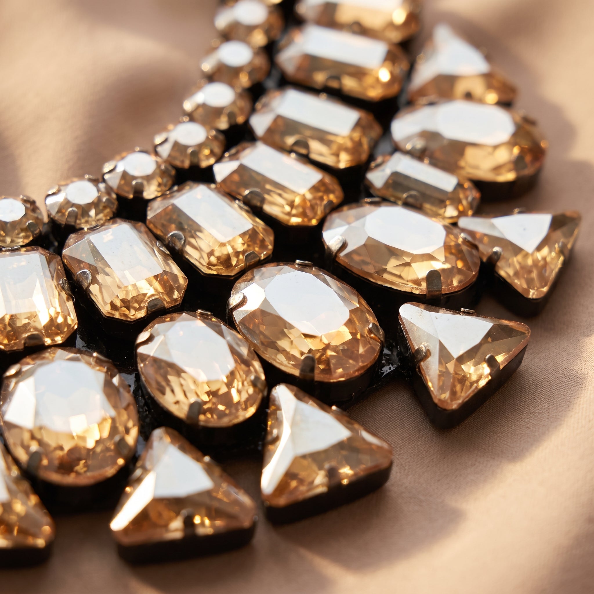 Djellaba Beige Bijoux Col