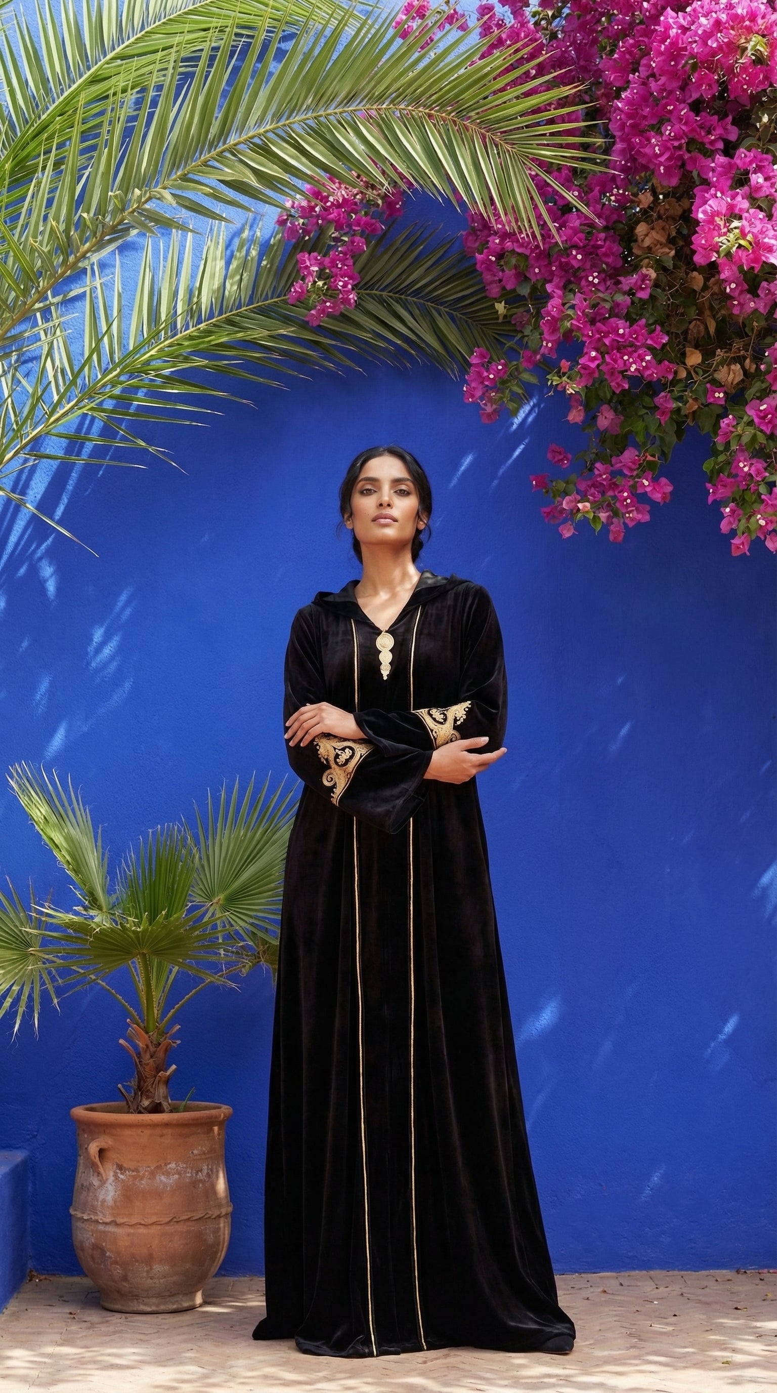 Djellaba Velours Noir broderie dorée