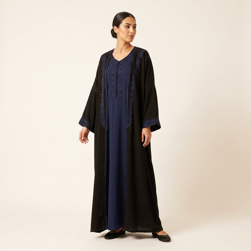 Ensemble kimono noir et robe bleu marine