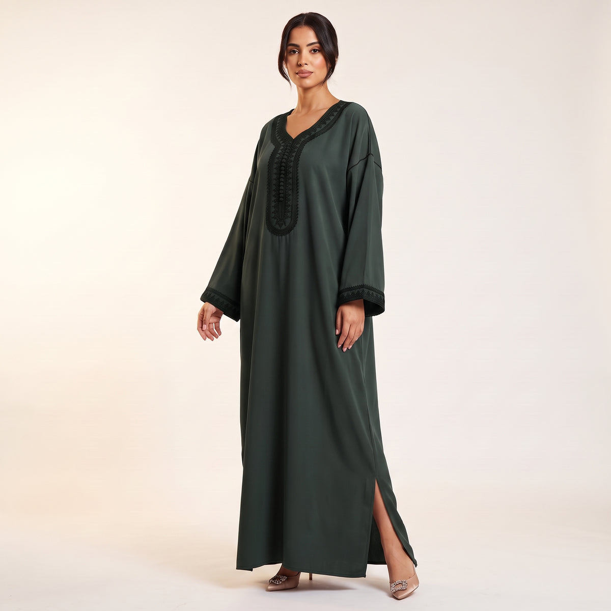 Bestickte Gandoura aus rosa Crêpe