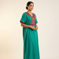 Gandoura farasha bleu canard broderies rouges