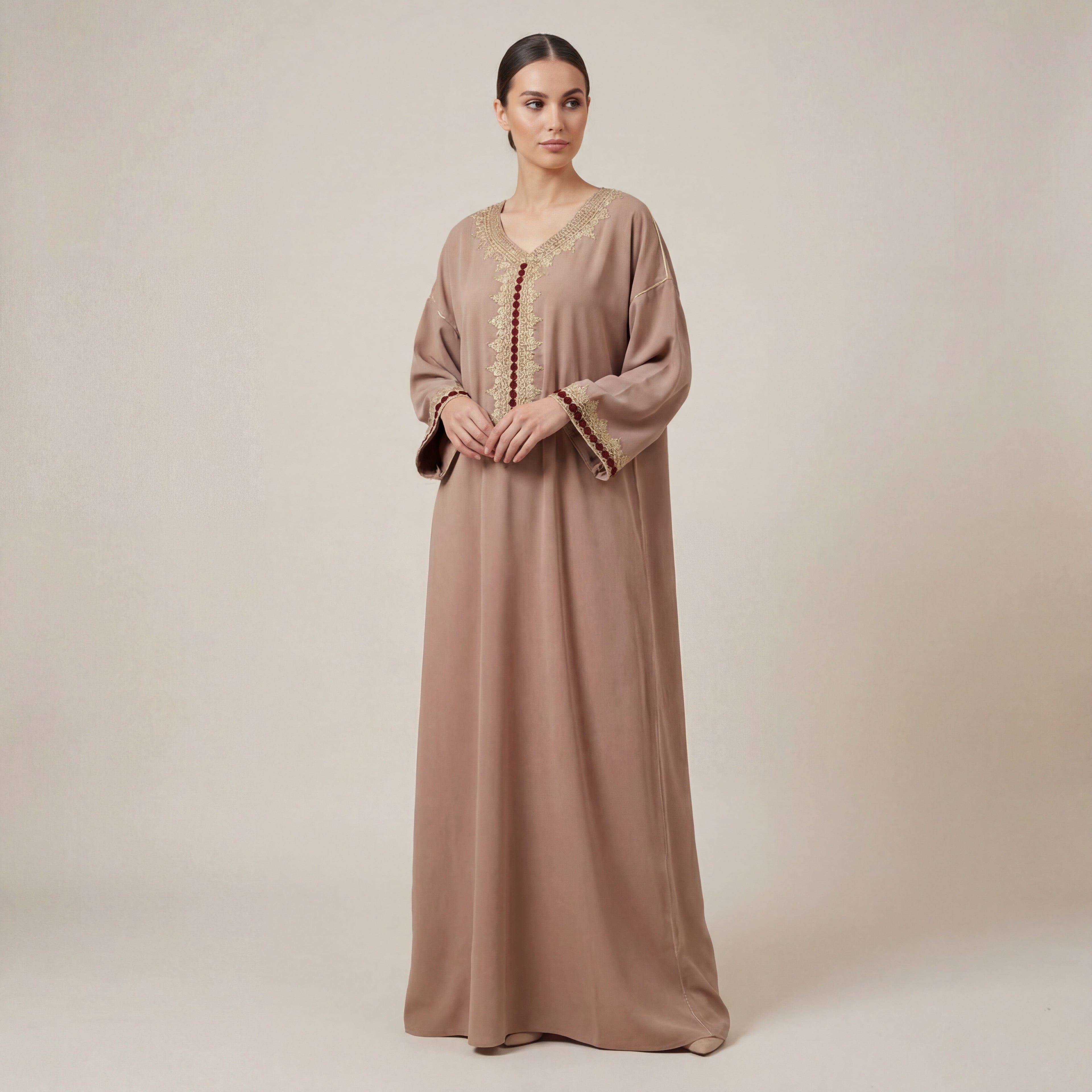 Gandoura maison femme élégante brodée