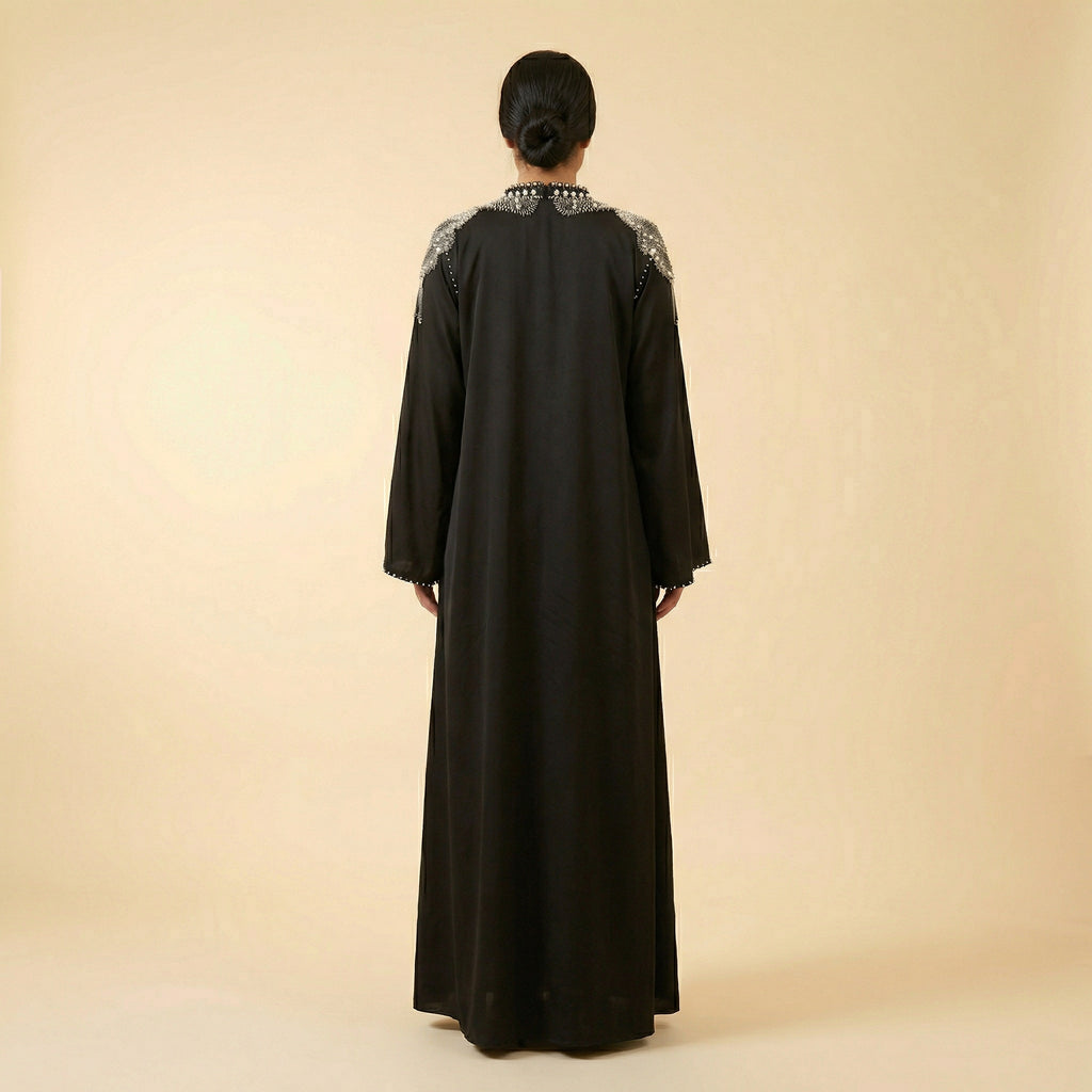 عباية الكريستال الأسود