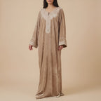 caftan_beige_motion